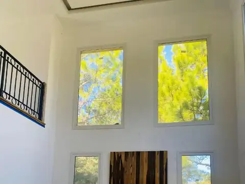 Casa 5 ambientes con 4 baños