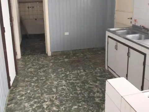 Depto Tipo Casa en Alquiler con 1 cocheras