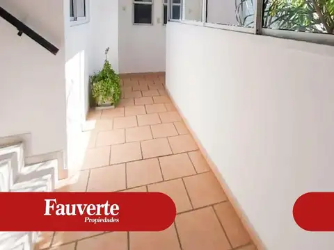 Departamento en Alquiler en Villa Sarmiento, $ 450.000
