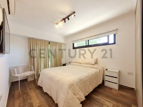 CASA EN VENTA DE 2 DORMITORIOS Y COCHERA EN LA PLATA