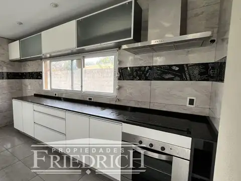 Casa en Venta en General Rodriguez, USD 198.000