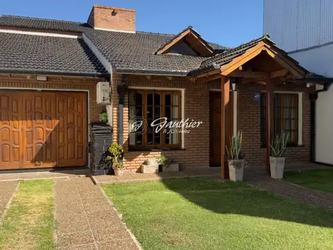 CHALET en venta ESTILO ELEGANTE Luminoso OPORTUNIDAD residencial amplitud