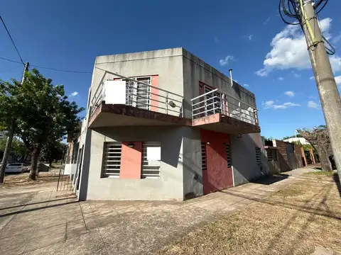 Venta en bloque. Dos departamentos de 2 amb. + 5 Cocheras.