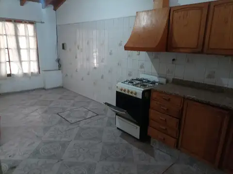 VENTA de casa en Maipu a metros de Fco. Gabrieli