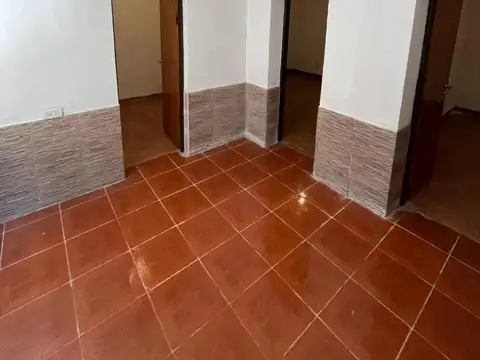 Depto Tipo Casa en Venta de 5 ambientes