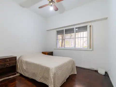 Depto Tipo Casa en Alquiler con 1 cocheras