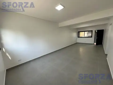 Oficina en Alquiler al Norte