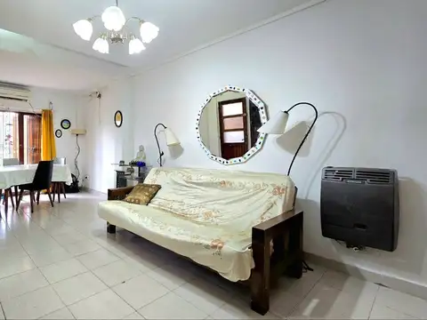 Depto Tipo Casa en Venta de 2 dormitorios