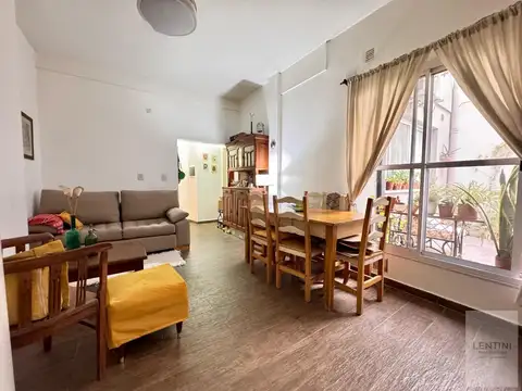SAN MIGUEL GARICOITS al 900 (a una cuadra de Santos Vega)