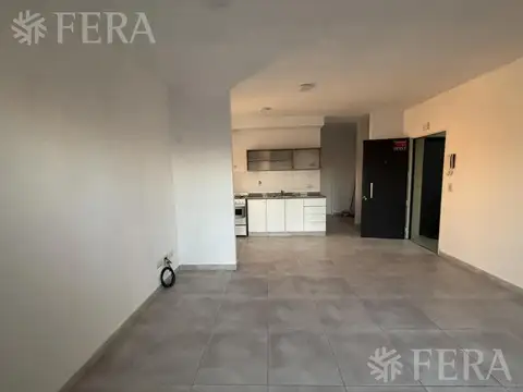 Departamento en Alquiler en Sarandi, $ 650.000