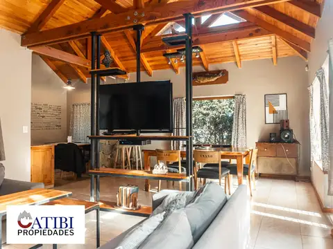 Casa 5 ambientes con 3 baños