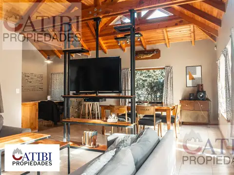 Casa 5 ambientes con 3 baños