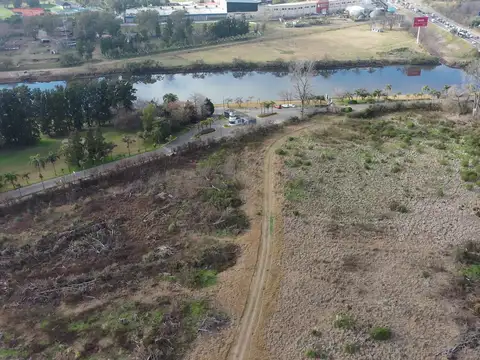 Terreno comercial en Rincon de Milberg