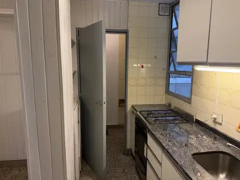Departamento 6 ambientes con 1 baño