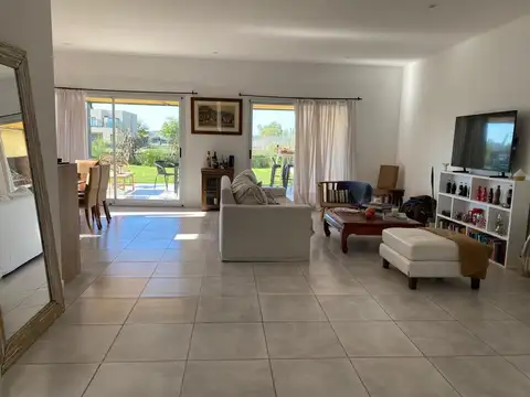 EXCELENTE CASA EN SAN PABLO