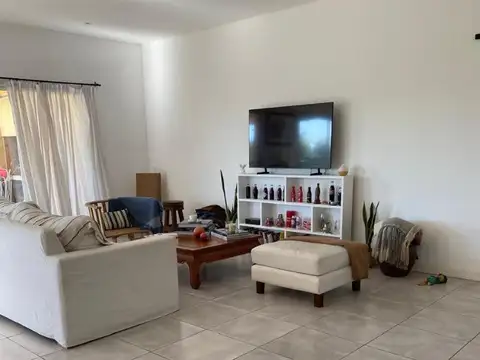 EXCELENTE CASA EN SAN PABLO