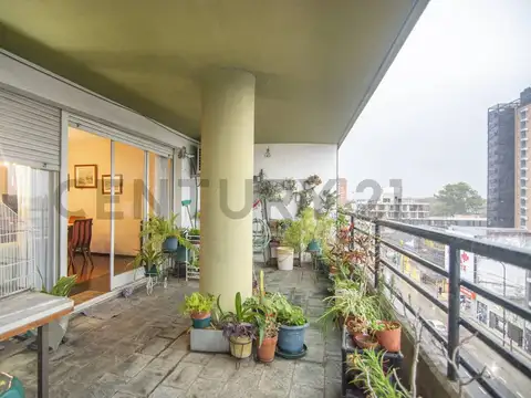 Departamento en Venta 4 Ambientes en San Isidro | Balcón Aterrazado, Vista Panorámica y Excelente Ub