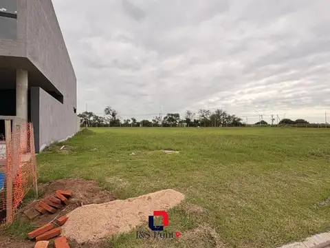 Lote en Cuestas de Manantiales 