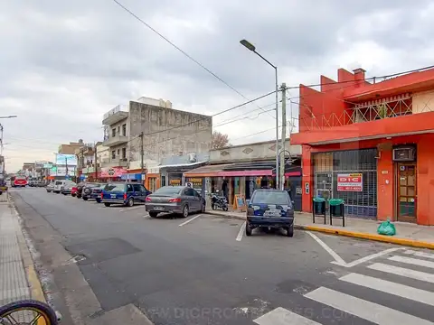 Local en Alquiler 60 años