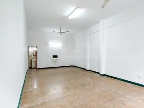 Local en Alquiler 60 años