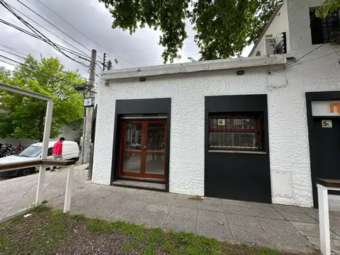 Oficina en Alquiler en Villa Lynch, $ 750.000