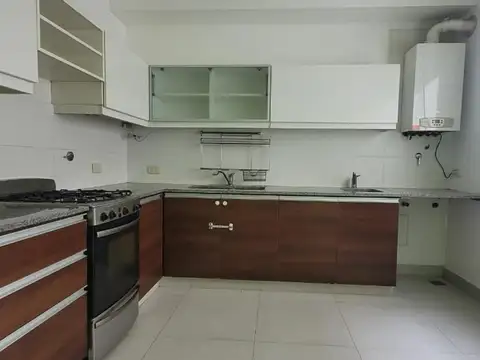 Departamento en Alquiler de 3 dormitorios