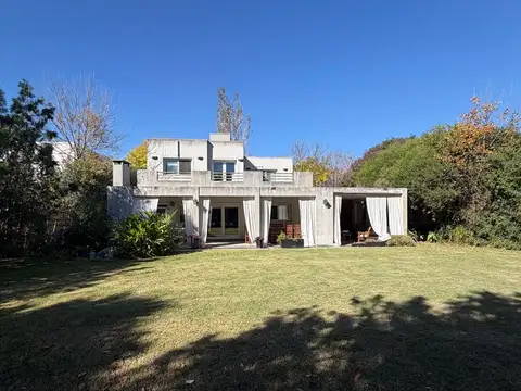 Casa  en Venta en Sausalito, Pilar, G.B.A. Zona Norte