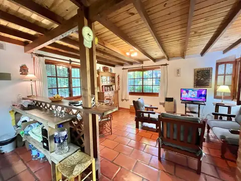 Casa en Venta en Carilo, USD 200.000