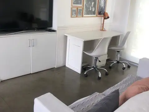 Ricardo Castiglioni  , Rincón de Milberg 2200