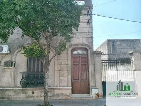 Casa en venta de 3 dormitorios c/ cochera en Concordia