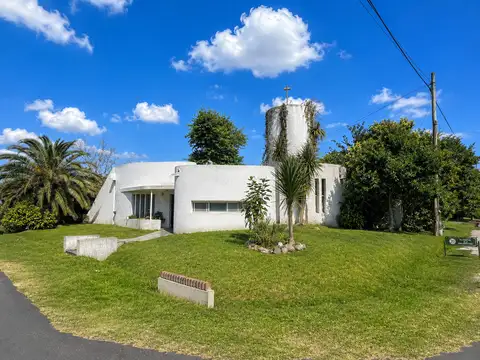 Venta Casa 4 ambientes en Country Las Brisas