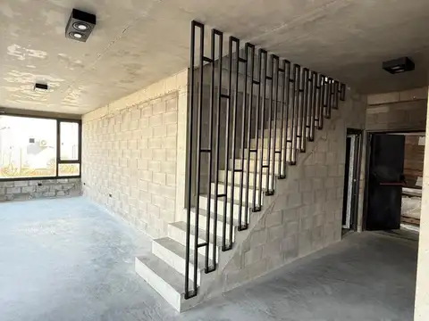 Galpon en Venta 100  mts Fondo