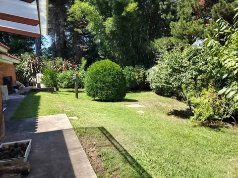 Calle Lourdes 100