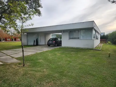 Casa de 3 ambientes moderna y luminosa, en Haras del Sur II. Ruta 2, Brandsen.