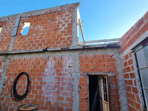 LOCAL DEPOSITO COMERCIAL EN VENTA LA PLATA