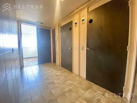 Oficina en Venta al Este