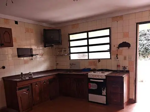Casa 7 ambientes con 3 baños