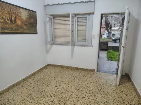 Depto Tipo Casa en Alquiler de 1 dormitorio