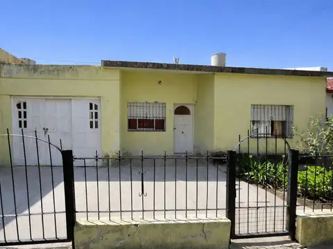 Casa + departamento en Pio XII 1533