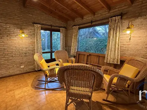 Casa en Venta con 1 cochera