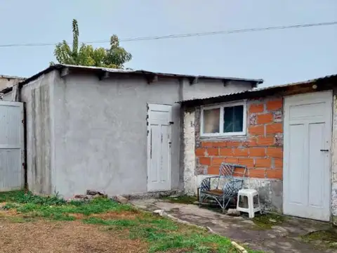 Casa en venta - 3 Dormitorios 2 Baños - Mar del Plata