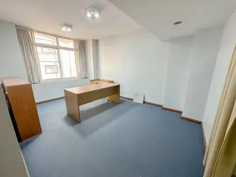 Oficina en Alquiler 66 años