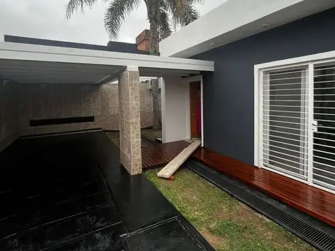 VENTA JARDIN ESPINOSA CASA 3 DORMITORIOS