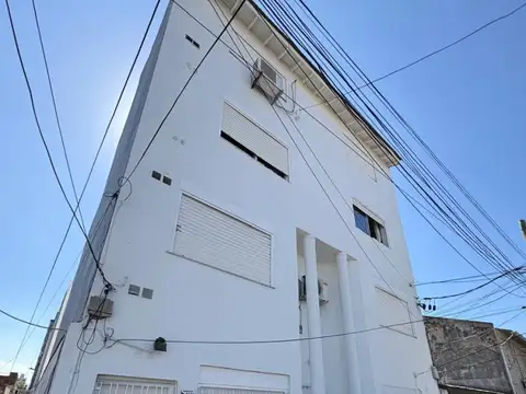 Torquinst 2200, Piso 2