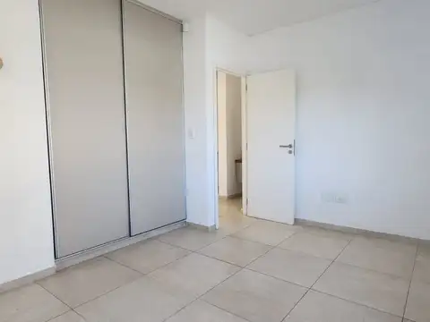 Departamento en Alquiler con 1 cocheras