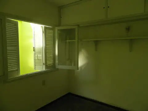 Casa 6 ambientes con 3 baños