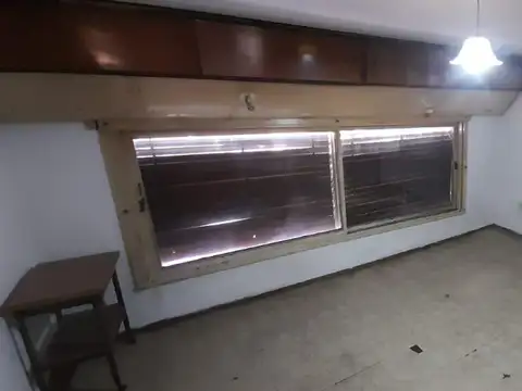 Casa 4 ambientes con 4 baños