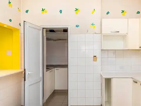 Casa en Venta de 6 Dormitorios en Rivadavia al 200, Salta Capital