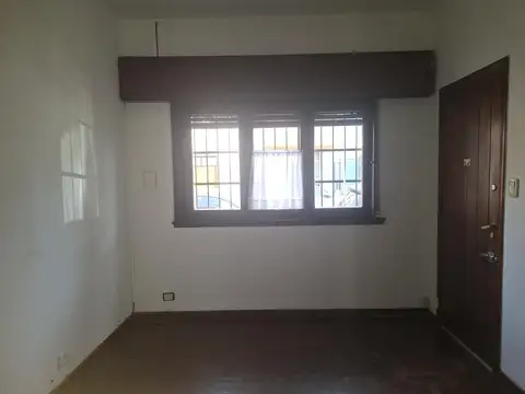 Depto Tipo Casa en Venta en Olivos, USD 69.900
