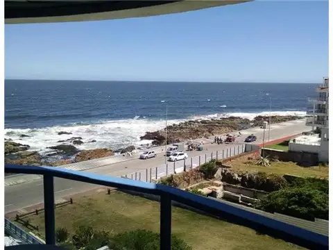 Apartamento en Venta y Aqluiler, Peninsula, Punta del Este, 2 Dormitorios.